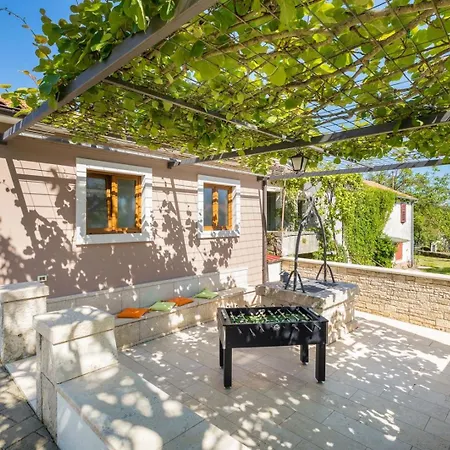 Anastasia By Villsy - With Private Pool, Foosball And Pikado فيلة